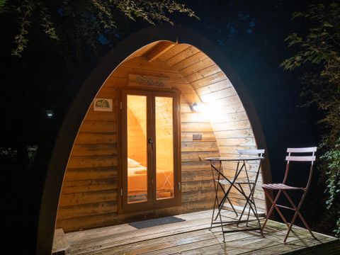 UNUSUAL ACCOMMODATION 2 people - CABANE LE POD without sanitary facilities