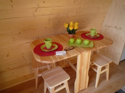 UNUSUAL ACCOMMODATION 4 people - FOREST CABIN without sanitary facilities