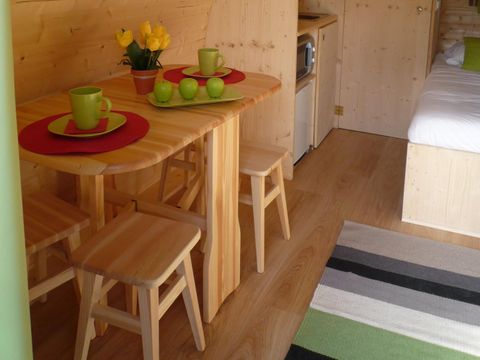 UNUSUAL ACCOMMODATION 4 people - FOREST CABIN without sanitary facilities