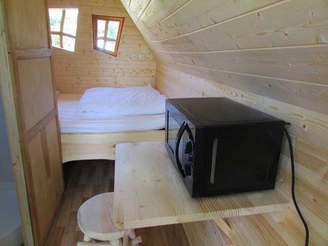 UNUSUAL ACCOMMODATION 2 people - MAGIC CABIN