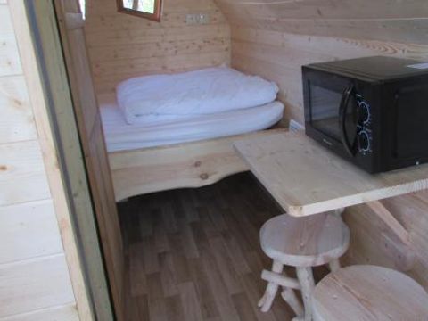 UNUSUAL ACCOMMODATION 2 people - MAGIC CABIN