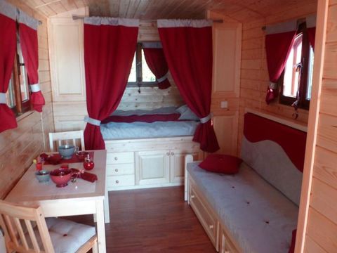 UNUSUAL ACCOMMODATION 2 people - 2 persons 21m2