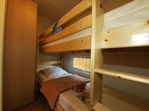 MOBILHOME 7 personnes - Paillotte BORA BORA