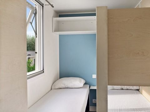 MOBILHOME 4 personnes - Mobil-home | Comfort | 2 Ch. | 4 Pers. | Terrasse surélevée | Clim.