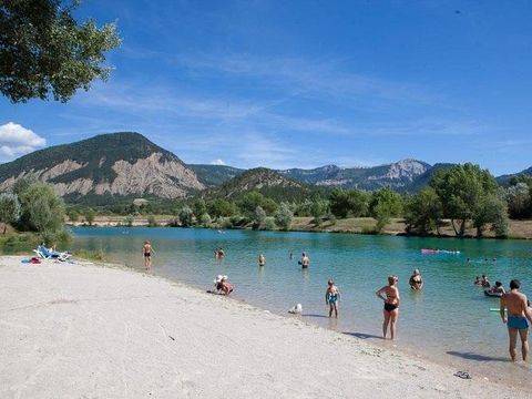 Camping le Lac Bleu - Ciela Village - Camping Drome