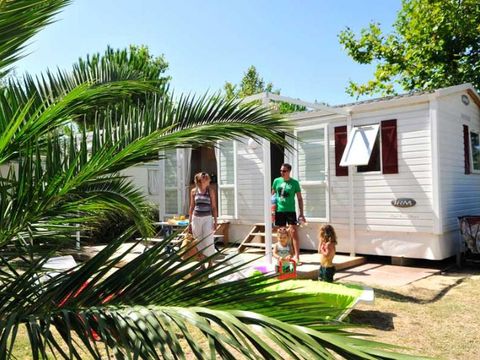 MOBILE HOME 7 people - **** Riviera 2013 (3 bedrooms)