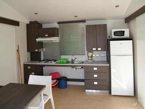 MOBILHOME 4 personnes - MH2 CONFORT+ 27 m²