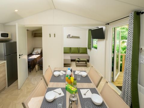 MOBILHOME 4 personnes - YVAIN (zone piétonne)