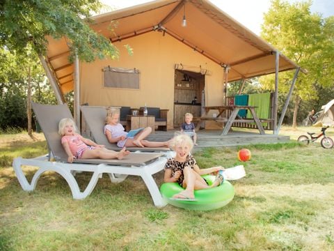 CANVAS AND WOOD TENT 6 people - Seagull safari tent