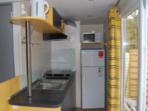 MOBILHOME 6 personnes - Standard Relax 33m² - 3 chambres + Terrasse avec Parasol