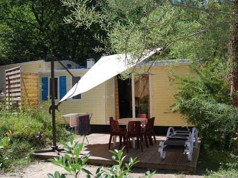 MOBILHOME 6 personnes - Standard Relax 33m² - 3 chambres + Terrasse avec Parasol