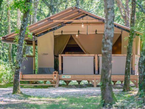 CANVAS AND WOOD TENT 5 people - Lodge Insolite Pinède 46m² - 2 bedrooms + Covered terrace + Plancha