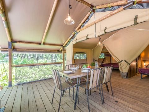 CANVAS AND WOOD TENT 5 people - Lodge Insolite Pinède 46m² - 2 bedrooms + Covered terrace + Plancha