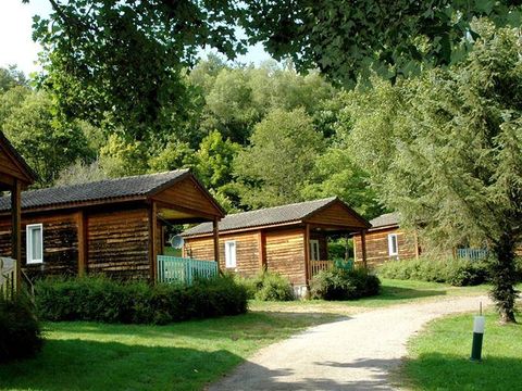 Camping Au Bois de Calais - Camping Corrèze - Afbeelding N°2