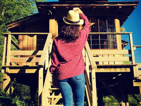 HÉBERGEMENT INSOLITE 6 personnes - Cabane et jacuzzi privatif 1/6 pers