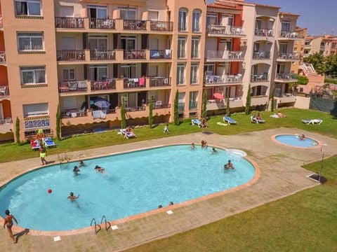 Apartaments Comte d'Empuries - Camping Girona