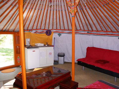 UNUSUAL ACCOMMODATION 4 people - Yourte 4/6p without sanitary facilities