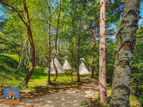 UNUSUAL ACCOMMODATION 4 people - Tipi 4/6 p without sanitary facilities