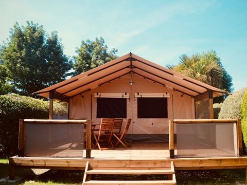 TENT 5 people - LODGE on stilts sleeps 5