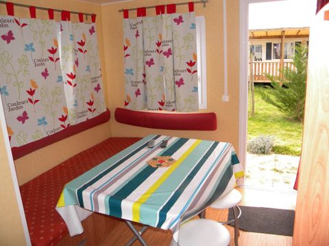 MOBILHOME 3 personnes - H 27 Mobilhome 2 ch Terrasse couverte