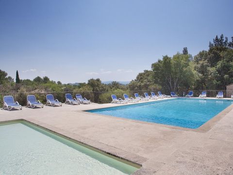 Résidence Odalys La Bastide des Chênes - Camping Vaucluse