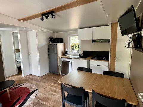 MOBILHOME 6 personnes - Green HomeFlower Premium 35m² (3ch - 6pers.) + Terrasse semi-couverte + TV + LV