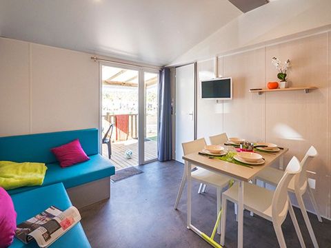 MOBILHOME 4 personnes - Mobil-home | Ultimate | 2 Ch. | 4 Pers. | Terrasse Couverte | 2 SDB | Clim. | TV