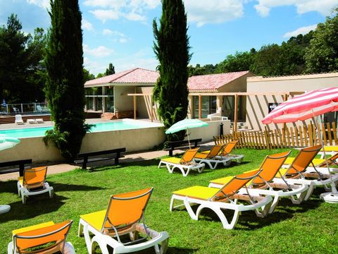 Domaine Château Laval - Camping Alpes-de-Haute-Provence - Image N°4