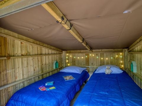 HÉBERGEMENT INSOLITE 4 personnes - Cabane Camp'étoile 20m² - 2 chambres