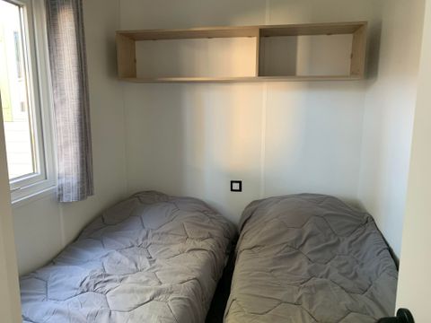 MOBILHOME 8 personnes - 3 chambres avec terrasse couverte