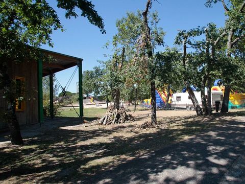 Résidence Odalys Le Petit Pont - Camping Gironde - Image N°3