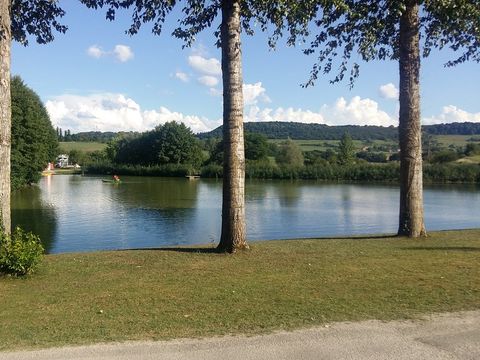 Camping Du Bois De Reveuge  - Camping Doubs - Image N°23