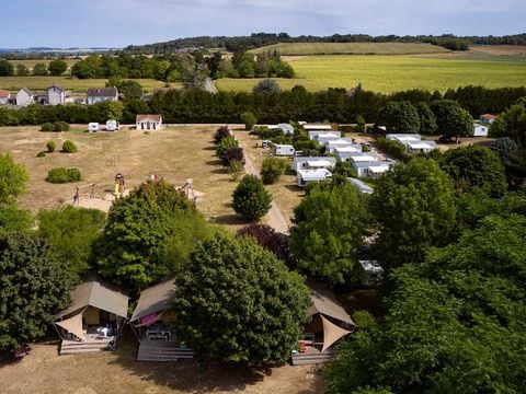 Camping Le Petit Trianon  - Camping Vienne - Image N°18