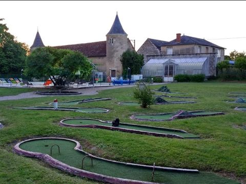 Camping Le Petit Trianon  - Camping Vienne - Image N°5