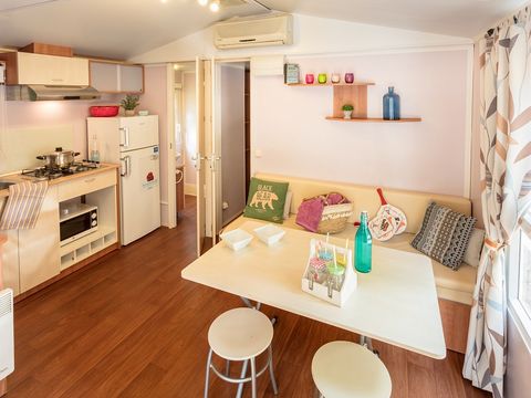 MOBILE HOME 6 people - Classic XL | 2 Bedrooms | 4/6 Pers. | Raised terrace