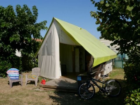 CANVAS AND WOOD TENT 4 people - LODGE SAHARI (without sanitary facilities)