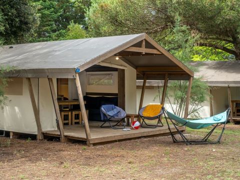 BUNGALOW TOILÉ 5 personnes - Freeflower Confort+, avec évier mais sans sanitaires