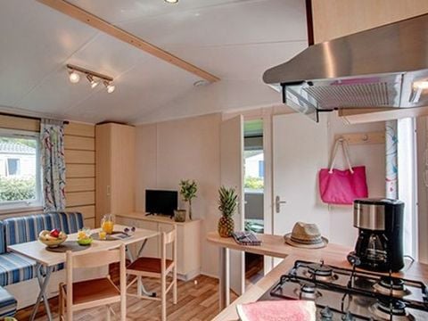 MOBILHOME 4 personnes - Mobil-home | Comfort | 2 Ch. | 4 Pers. | Terrasse surélevée | TV