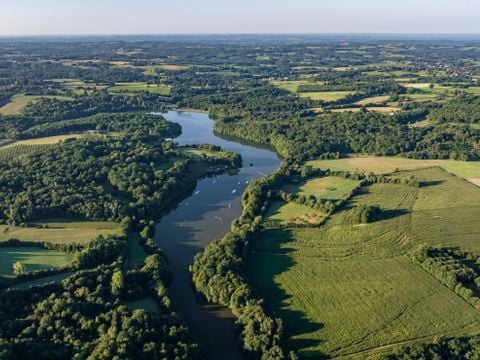 Flower Camping et Base de Loisirs de Rouffiac - Camping Dordogne - Image N°12