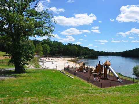 Flower Camping et Base de Loisirs de Rouffiac - Camping Dordogne - Image N°36