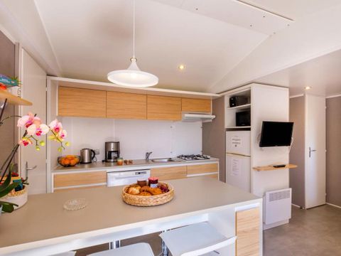 MOBILHOME 6 personnes - Mobil-home | Comfort | 3 Ch. | 6 Pers. | Terrasse surélevée | Clim. | TV