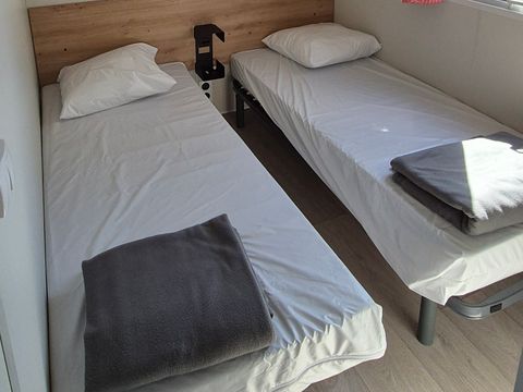 MOBILHOME 6 personnes - Confort + 3 chambres Samedi 