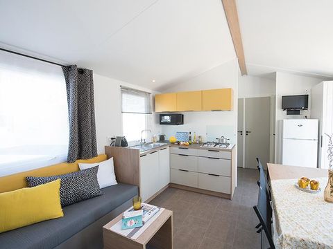 MOBILHOME 8 personnes - Mobil-home 8 pers 4 ch 2 sdb avec terrasse couverte