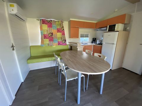 MOBILE HOME 6 people - Comfort 32 m² 3 bedrooms Air conditioning, Tv