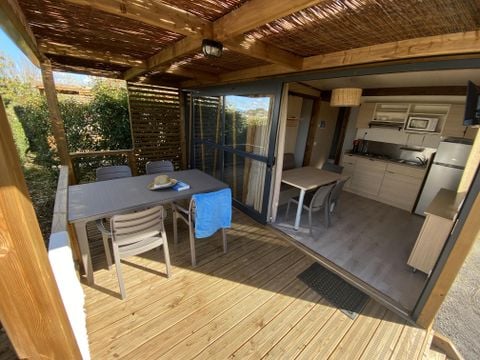 CHALET 5 people - NEW : Premium Chalet 37m² with 12m² covered terrace, 2 bedrooms, air-conditioning, Tv, dishwasher