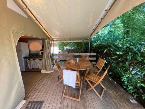 TENTE TOILE ET BOIS 6 personnes - Lodge Canada Confort 35m² sans sanitaires