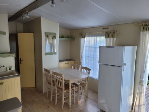 MOBILE HOME 4 people - Comfort Superior 4p (32m²) with covered terrace, 2 bedrooms, air-conditioned