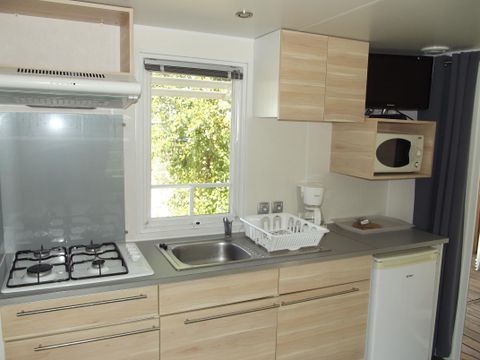 MOBILE HOME 4 people - Comfort 4p (27m²) with covered terrace, 2 bedrooms, air conditioned