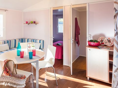 MOBILHOME 6 personnes - Classic | 2 Ch. | 4/6 Pers. | Terrasse surélevée | Clim.