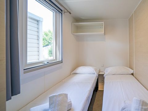 MOBILHOME 4 personnes - Comfort | 2 Ch. | 4 Pers. | Terrasse surélevée | Clim.